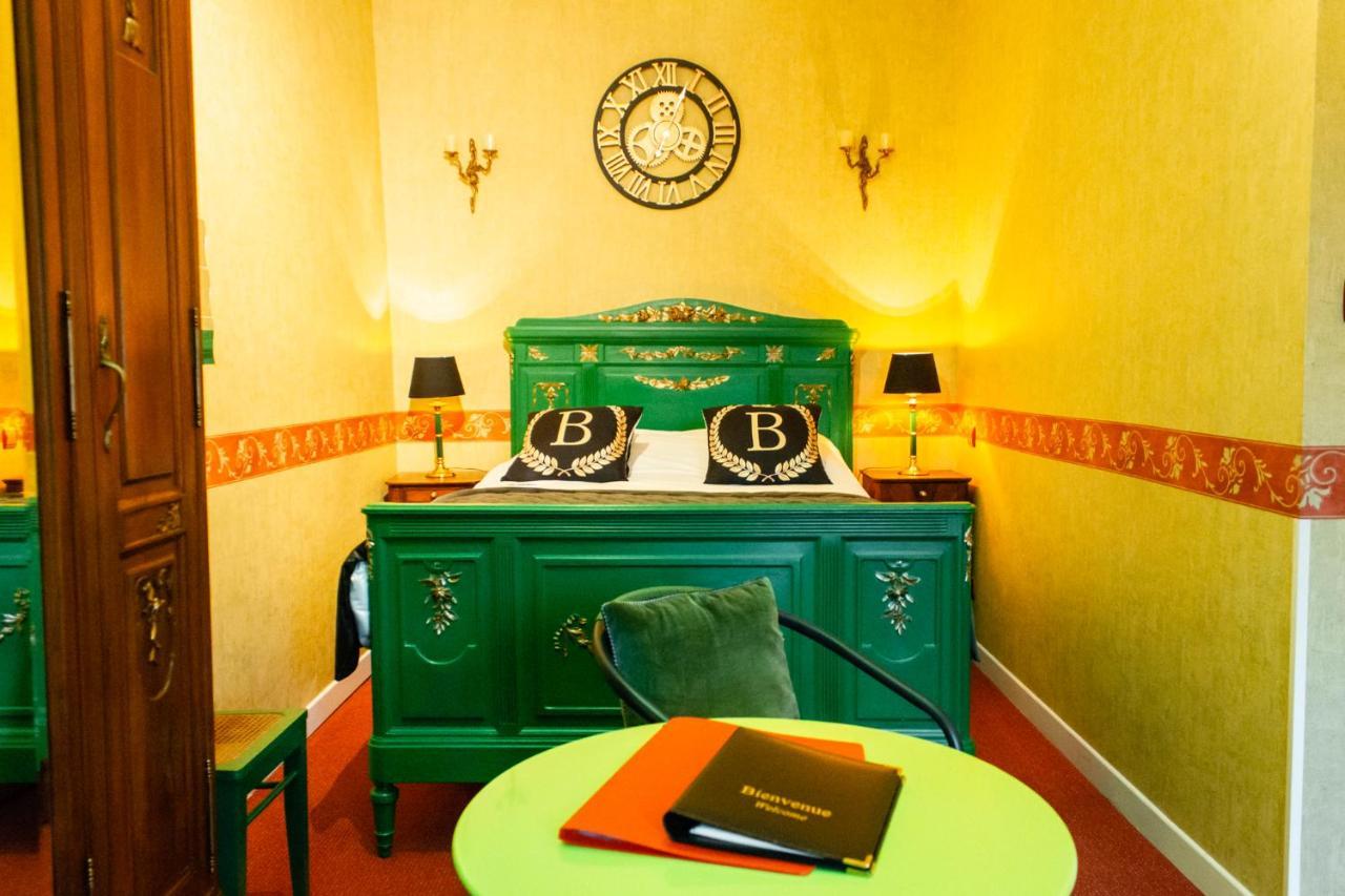 Hotel Le Baron Cremieu Экстерьер фото